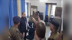 एडीएम जांच के चेंबर में हंगामा, बीजेपी के कथित नेता पर ADM को धमकाने का आरोप