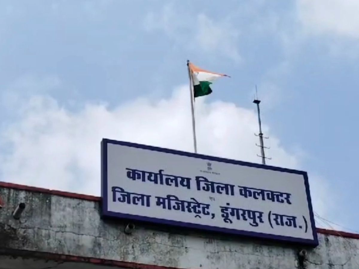 Dungarpur News : डूंगरपुर में एक साल में 33 घोषणाओं का 50 प्रतिशत काम पूरा, सड़कों पर खर्च हुए 4967 लाख 