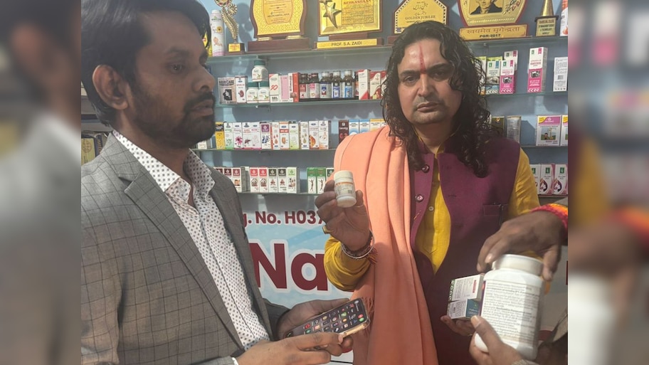 Jaipur News : जयपुर में चल रहे अवैध क्लीनिकों का स्वामी बालमुकुंद आचार्य ने किया निरीक्षण, होगी कड़ी जांच