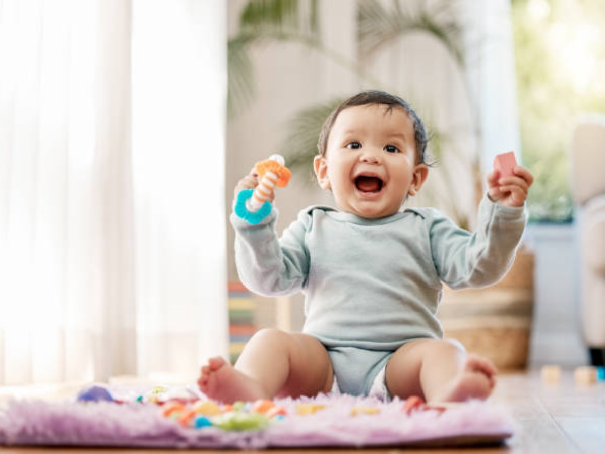 Babies Name: भगवत गीता में है इन नामों का वर्णन, बदल देंगे आपके बच्चे का भाग्य, सितारे की तरह चमकेगी किस्मत