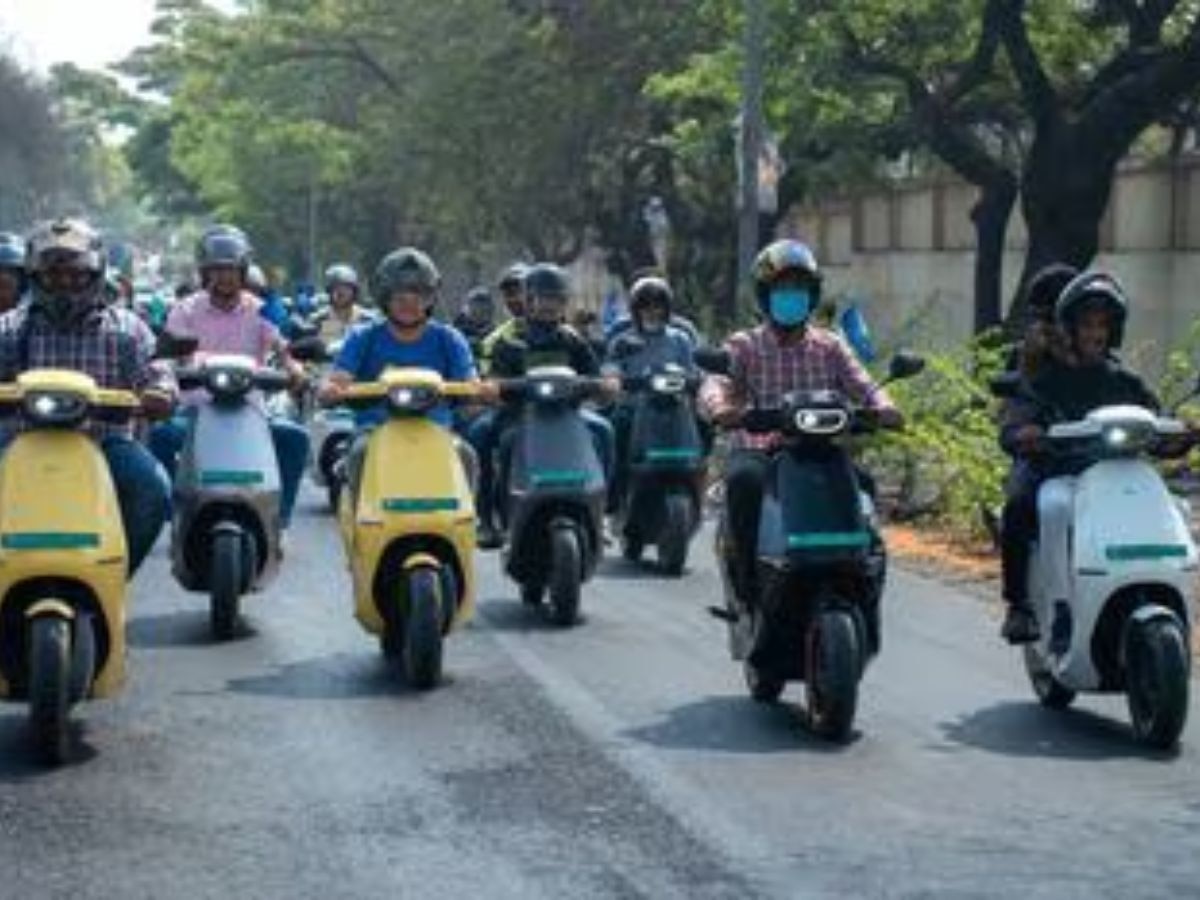 Top 5 Two Wheelers: ଜବରଦସ୍ତ ଫିଚର ସହିତ ୬୮ କିଲୋମିଟର ପର୍ଯ୍ୟନ୍ତ ମାଇଲେଜ ଏହି ୫ ଦୁଇଚକିଆ