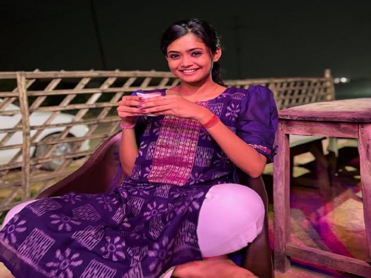 Priyanka Sanam alluring and defiant