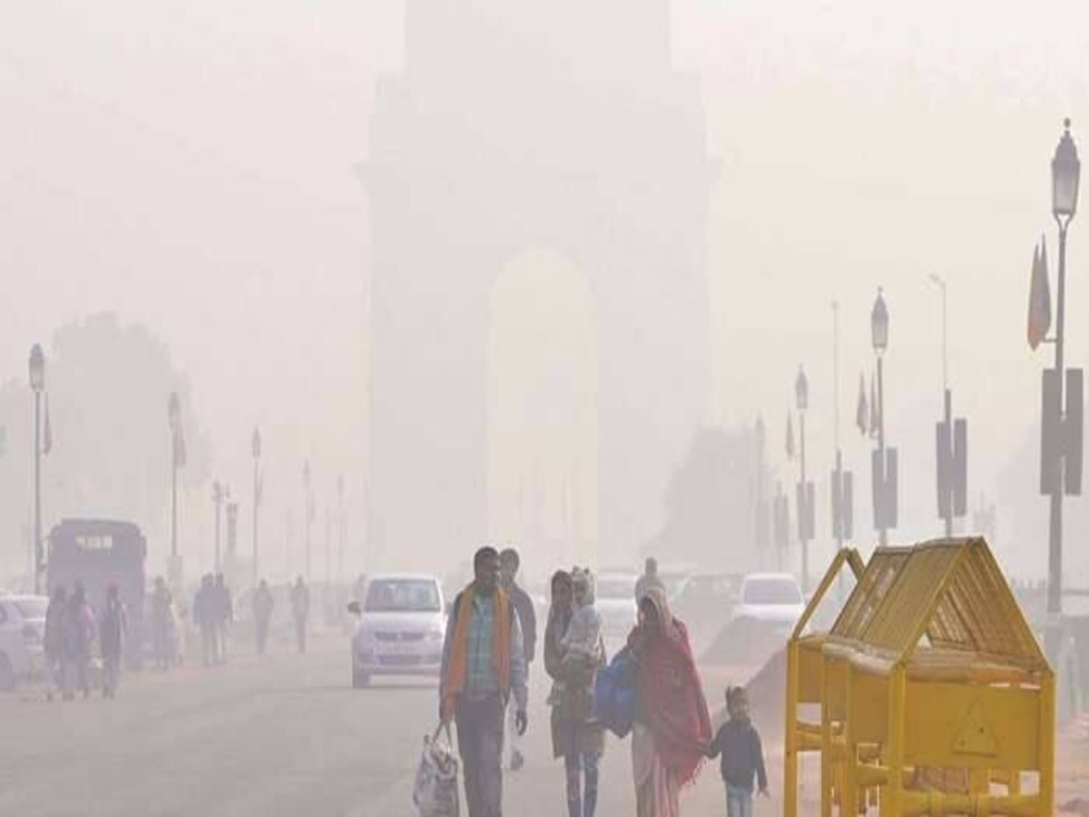 Delhi Air Pollution: दिल्ली में फिर से पैर पसारने लगा प्रदूषण, 350 के करीब पहुंचा AQI