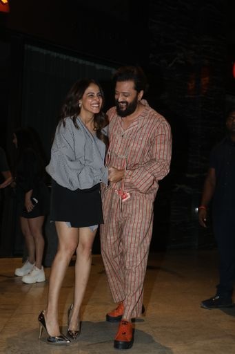 रितेश देशमुख की बर्थडे पार्टी