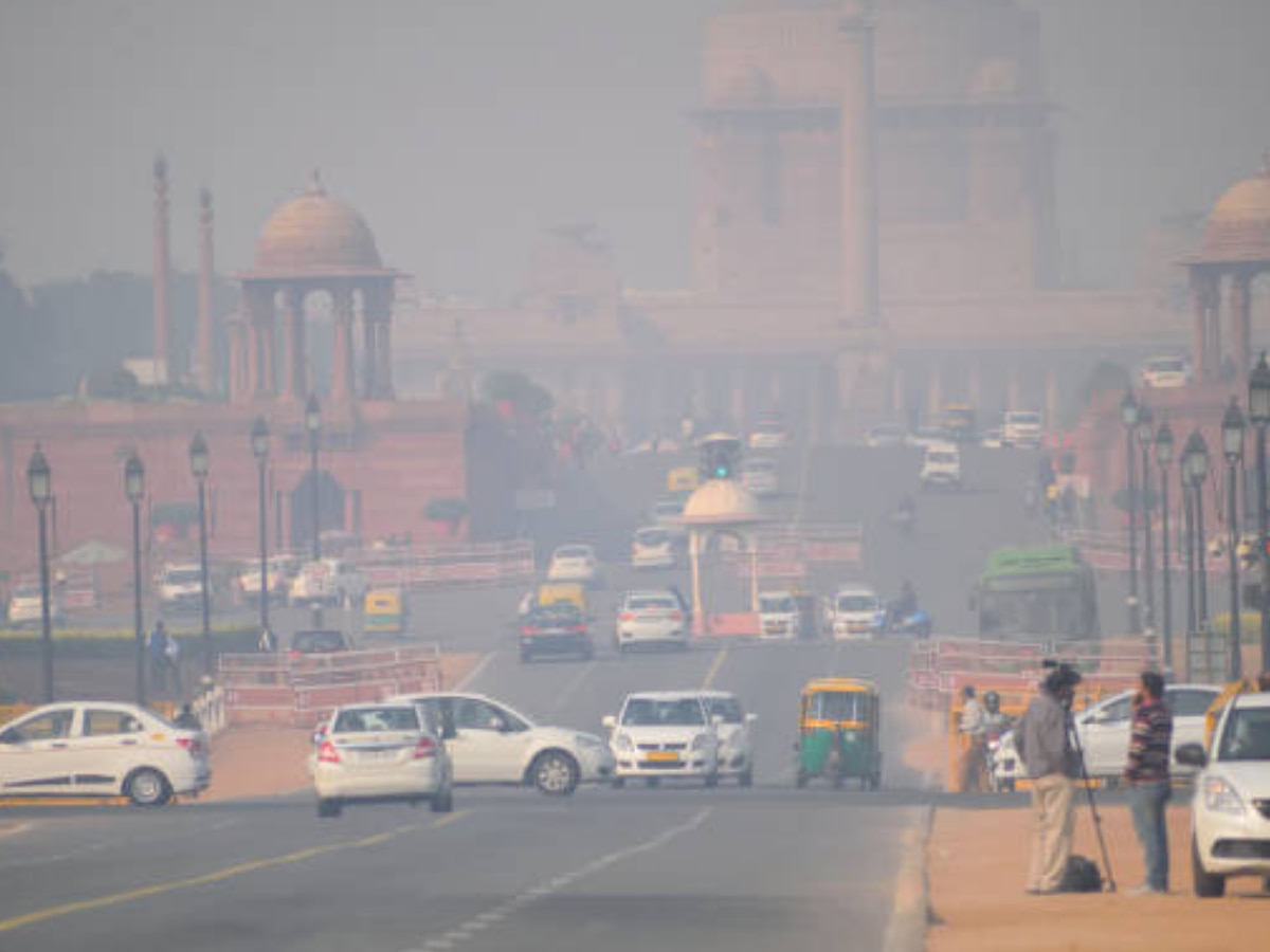 Weather Update: दिल्ली NCR में जमेगी कोहरे की मोटी परत, हरियाणा-पंजाब में बढ़ी ठंड, यहां होगी बारिश 