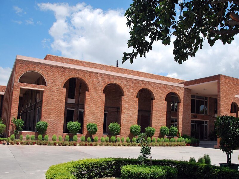 top 5 mba colleges of delhi ncr iit delhi mdi gurugram iim rohtak iift ...