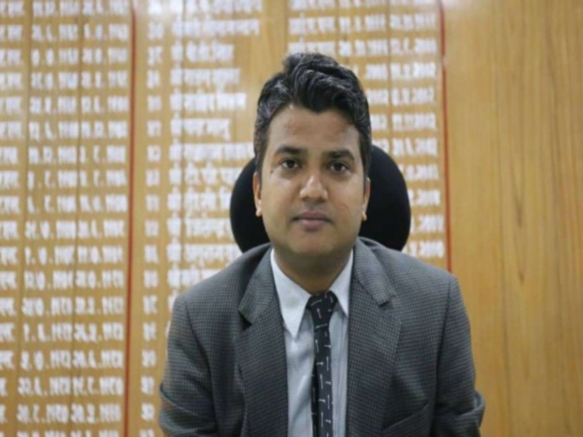 IAS Manish Kumar Varma