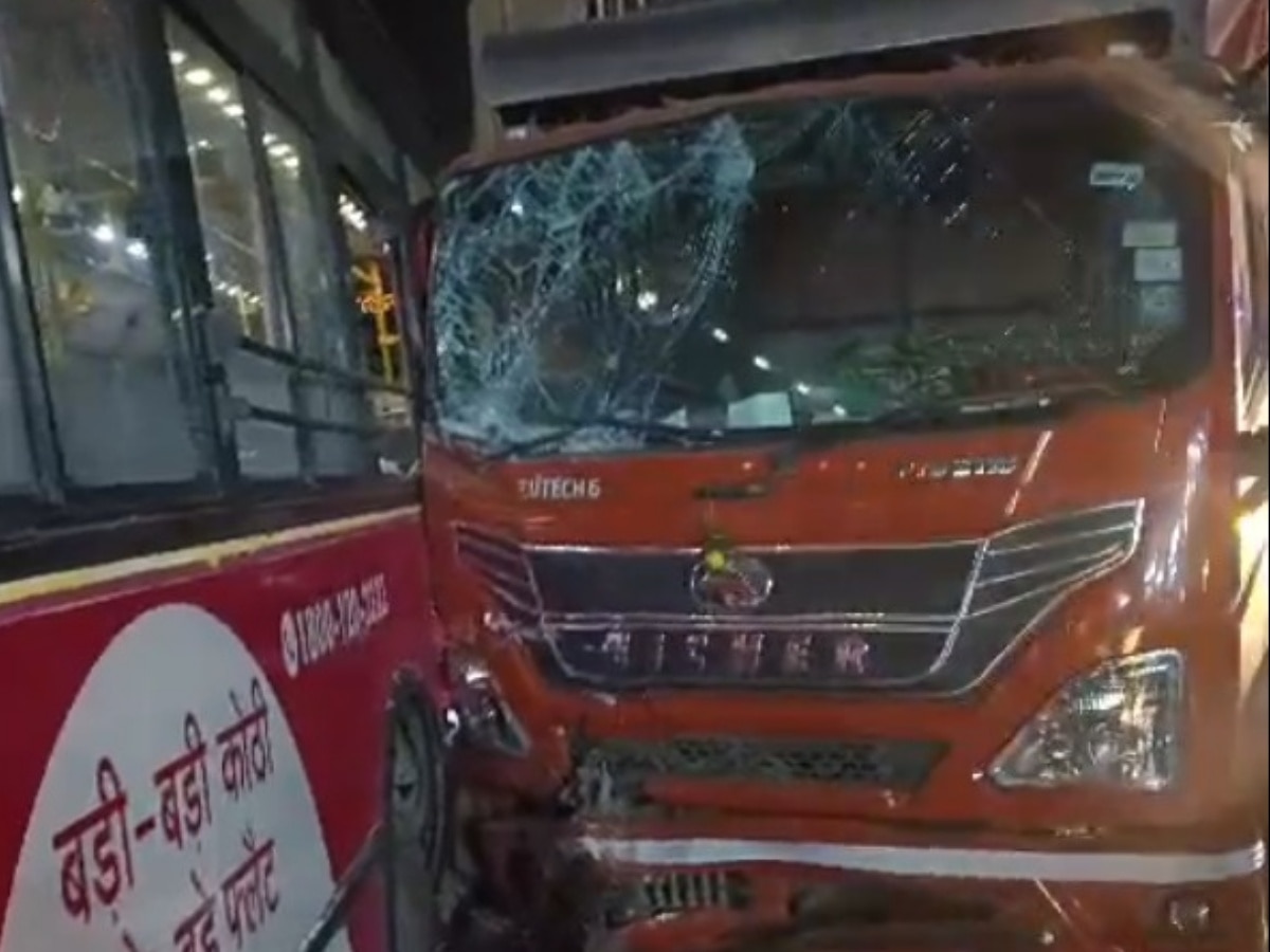 Rajasthan Accident News: अग्निकांड के बाद जयपुर-अजमेर हाइवे पर फिर हुआ दर्दनाक हादसा, ट्रक की चपेट में आई फ्लोर बस, 10 लोग जख्मी