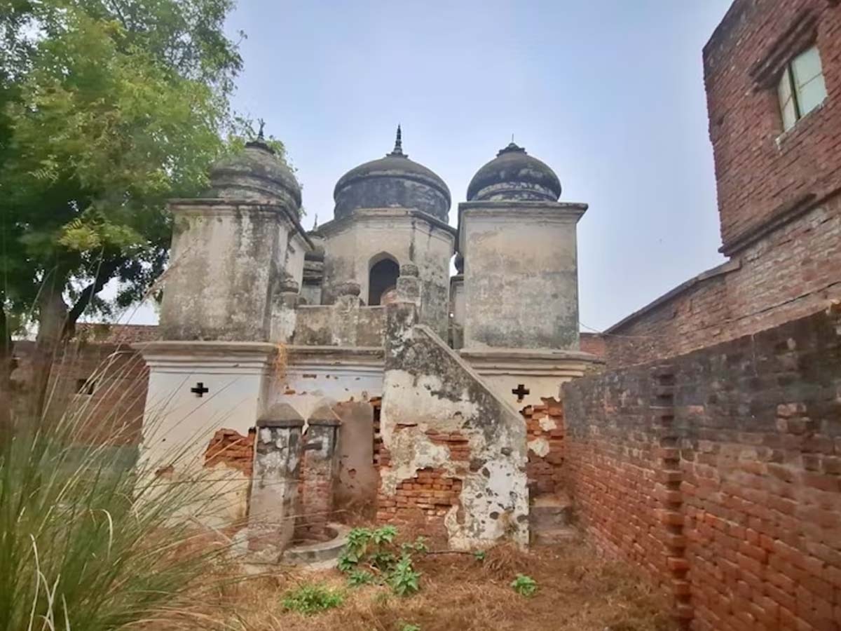 UP के मेरठ में मंदिर पर मुस्लिम समुदाय के कब्जे का दावा; गांव के प्रधान ने किया इंकार