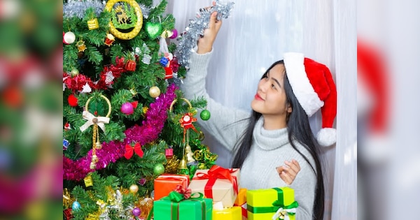 Christmas 2024 Wishes: क्रिसमस पर अपनों को भेजें ये खास संदेश, WhatsApp पर लगाएं शानदार Status