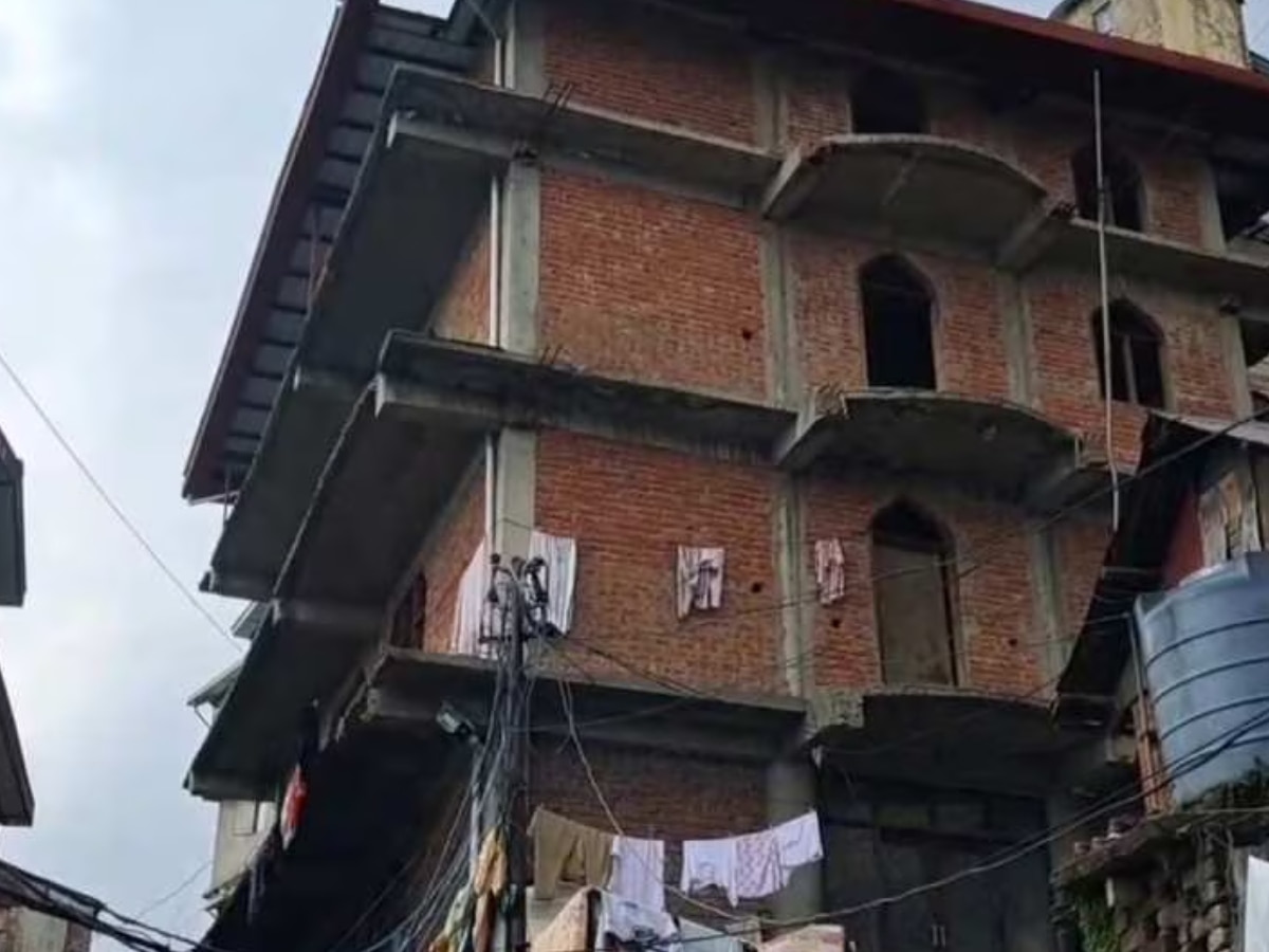 Shimla Masjid News: देव भूमि संघर्ष समिति का दावा पूरी संजौली मस्जिद अवैध! दस्तावेजों के साथ छेड़छाड़ की शंका