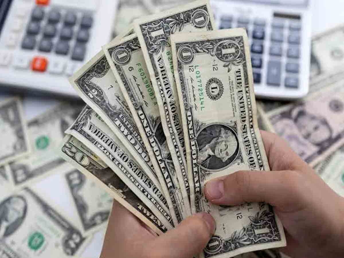 Rupee Vs Dollar: 85.53 के ऑल टाइम लो पर रुपया, एक्‍सपर्ट से जान‍िए-लगातार क्‍यों प‍िट रही भारतीय मुद्रा