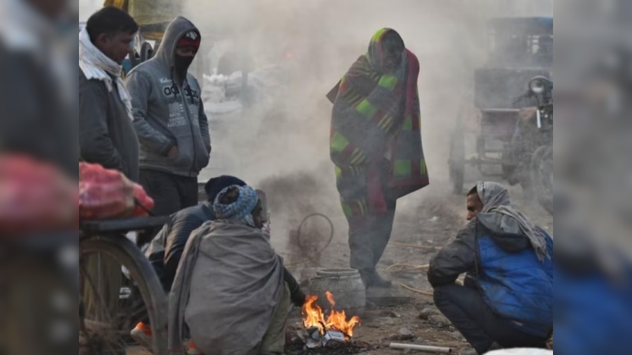 Rajasthan Weather Update: राजस्थान में अभी नहीं थमेगी बारिश की मार, ओले भी गिरेंगे, कोहरा भी पड़ेगा, शाम तक और गिरेगा तापमान, पढ़ें वेदर अपडेट 
