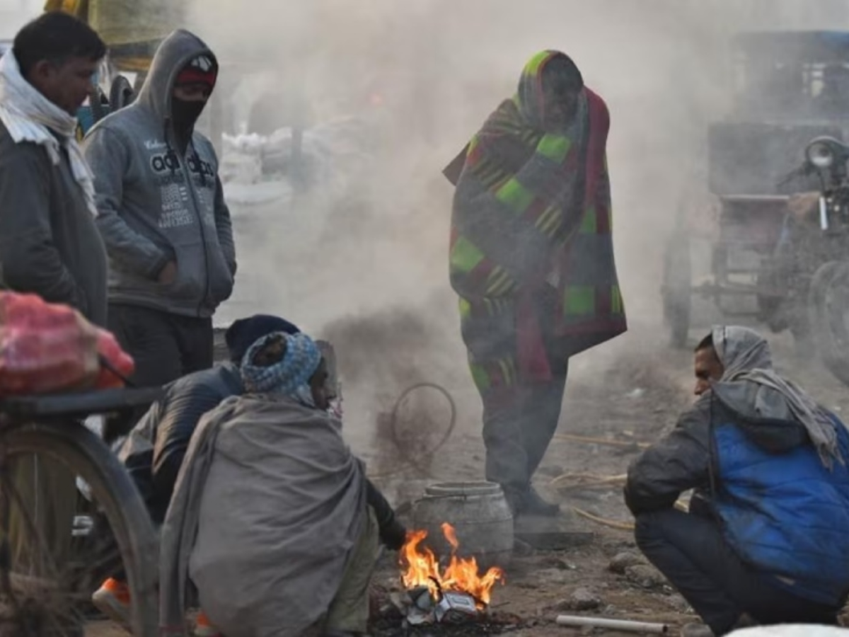 Rajasthan Weather Update: राजस्थान में अभी नहीं थमेगी बारिश की मार, ओले भी गिरेंगे, कोहरा भी पड़ेगा, शाम तक और गिरेगा तापमान, पढ़ें वेदर अपडेट Rajasthan Weather Update: राजस्थान में अभी नहीं थमेगी बारिश की मार, ओले भी गिरेंगे, कोहरा भी पड़ेगा, शाम तक और गिरेगा तापमान, पढ़ें वेदर अपडेट