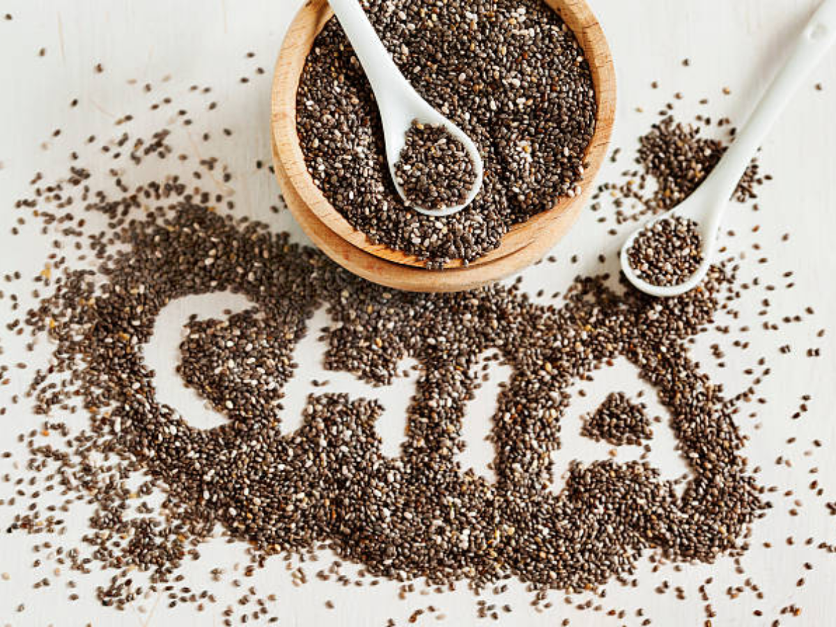 खाली पेट चिया सीड्स किसे नहीं खाना चाहिए? Chia Seeds के ये साइड इफेक्ट्स छुड़ा देंगे पसीना 16