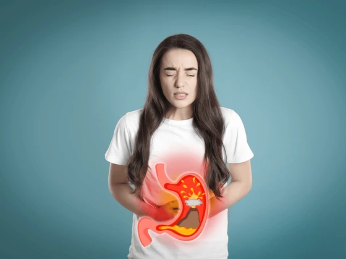 खाली पेट चिया सीड्स किसे नहीं खाना चाहिए? Chia Seeds के ये साइड इफेक्ट्स छुड़ा देंगे पसीना 12 पेट की समस्याओं से पीड़ित लोग