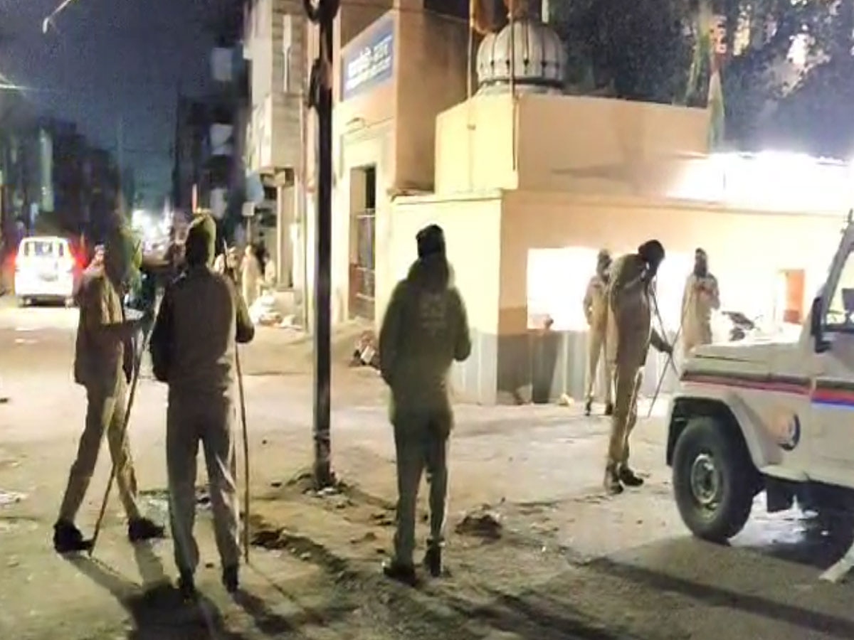 Rajasthan Crime: कसाई मोहल्ले में दो पक्षों में हुआ विवाद...जमकर हुई पत्थरबाजी, जानिए क्या है पूरा मामला