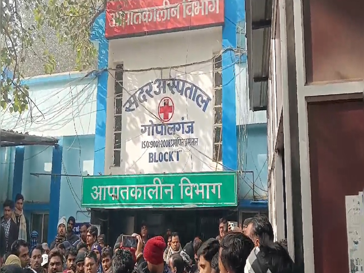 बेखौल बदमाशों का आतंक, दिनदहाड़े पूर्व मुखिया की गोली मारकर हत्या 