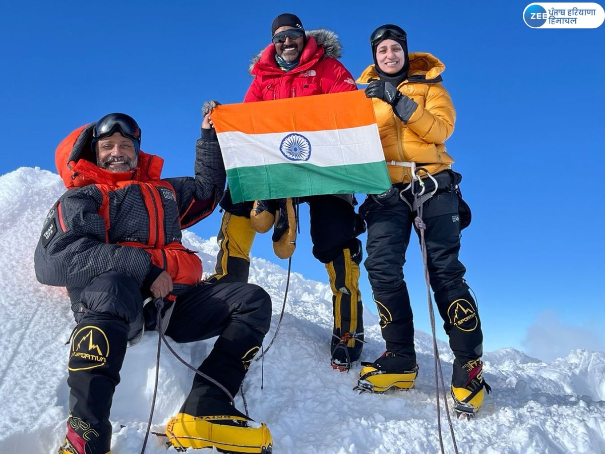 Antarctica: ਸਿੱਖੇ ਜੋੜੇ ਨੇ ਅੰਟਾਰਟਿਕਾ ਦੀ ਚੋਟੀ ਮਾਊਂਟ ਵਿਨਸਨ 'ਤੇ ਲਹਿਰਾਇਆ ਨਿਸ਼ਾਨ ਸਾਹਿਬ; ਹਰਸਿਮਰਤ ਬਾਦਲ ਦਿੱਤੀ ਵਧਾਈ