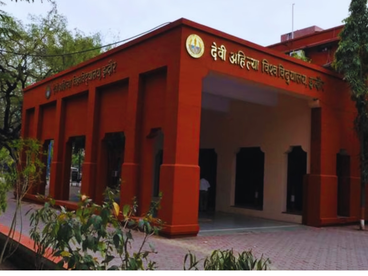 devi ahilya university indore