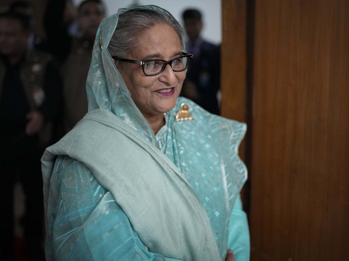 जब तक चाहे हसीना यहां रहें; कांग्रेस नेता ने सरकार से की अपील जब तक चाहे हसीना यहां रहें; कांग्रेस नेता ने सरकार से की अपील