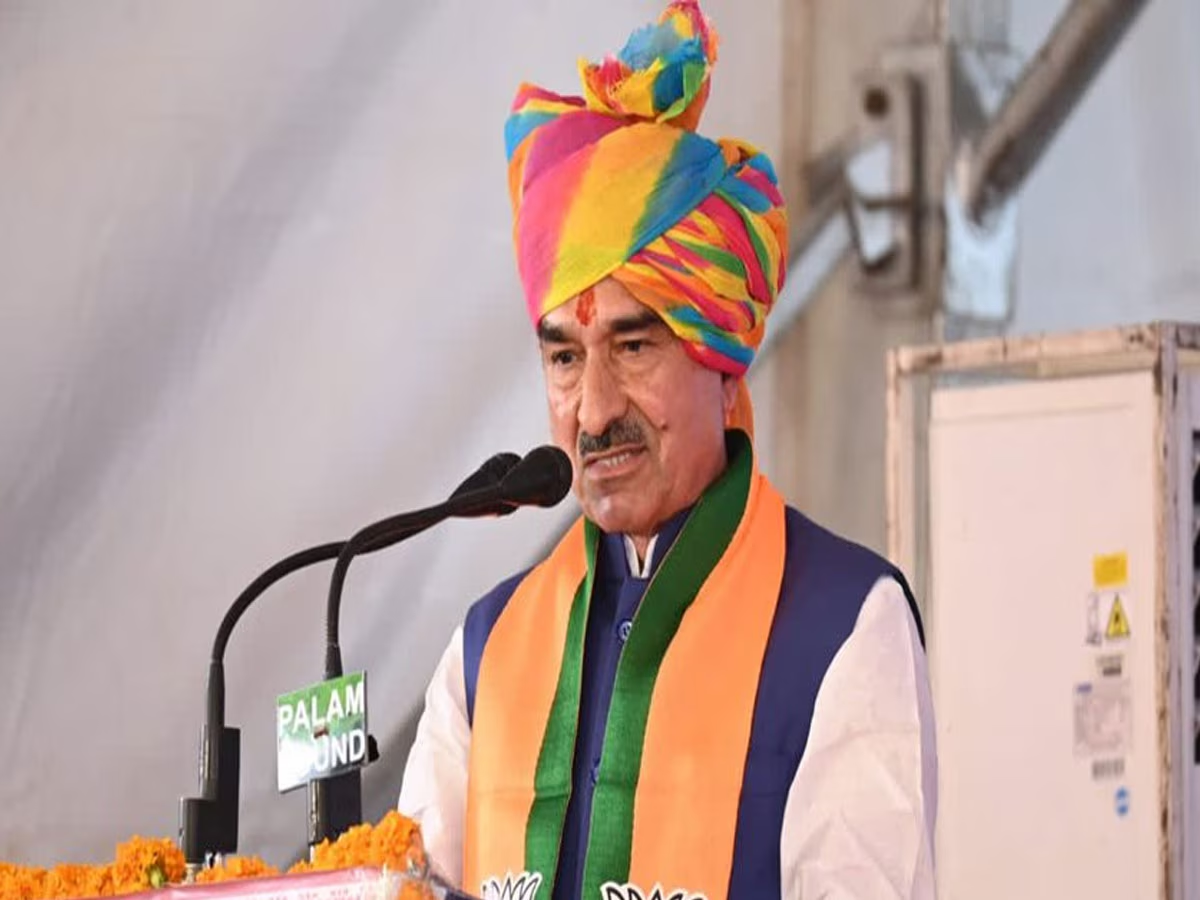 Rajasthan Politics: अब महापुरुषों को लेकर सियासी 'जंग', मदन राठौड़ बोले- कांग्रेस के हाथ से गांधीजी को छीन लिया, अंबेडकर जी हमारे हैं ही... Rajasthan Politics: अब महापुरुषों को लेकर सियासी 'जंग', मदन राठौड़ बोले- कांग्रेस के हाथ से गांधीजी को छीन लिया, अंबेडकर जी हमारे हैं ही...