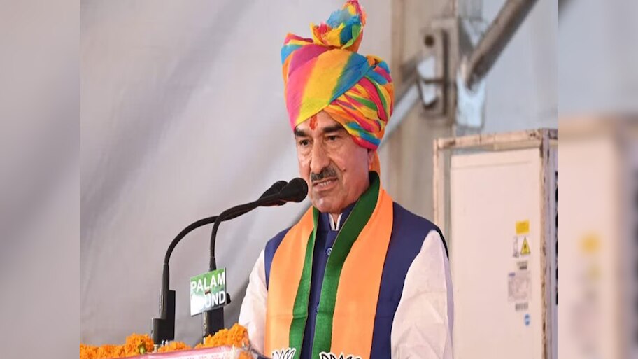 Rajasthan Politics: अब महापुरुषों को लेकर सियासी 'जंग', मदन राठौड़ बोले- कांग्रेस के हाथ से गांधीजी को छीन लिया, अंबेडकर जी हमारे हैं ही...