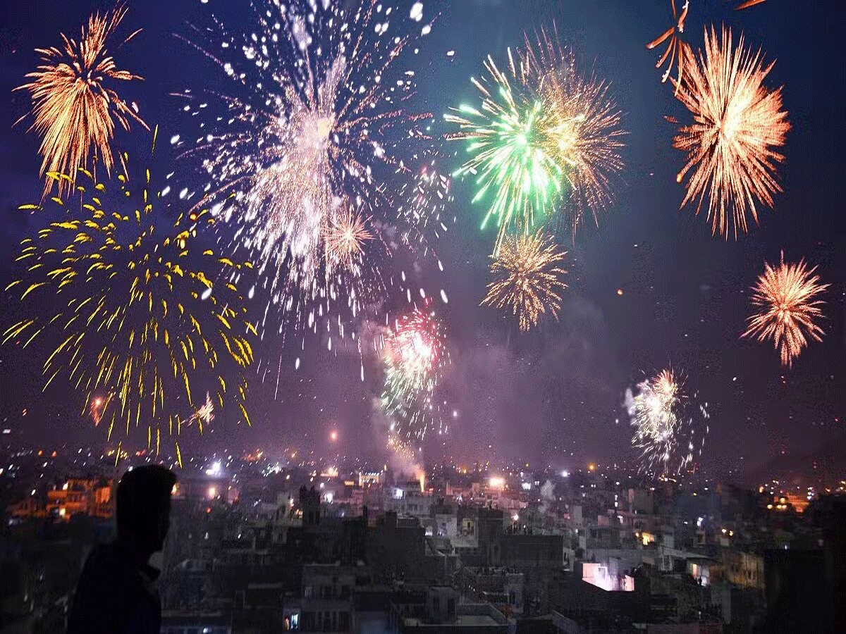 Jaipur Diwali scene on Makar Sakranti sky illuminated with wishing lamps