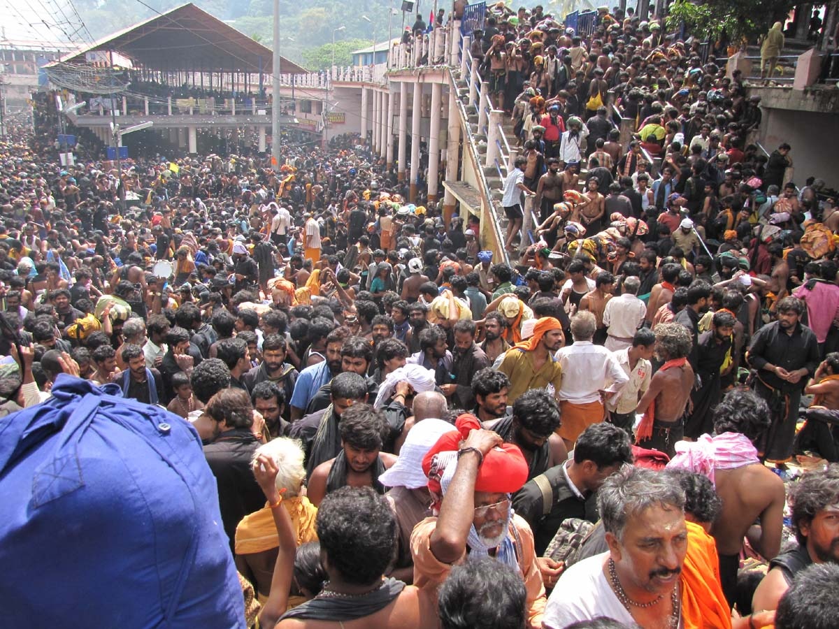 Sabrimala Yatra 2025: सबरीमाला मंदिर में दो लाख तीर्थयात्रियों ने देखा 'आकाशीय प्रकाश', गूंज उठे 'स्वामी सरनयप्पा' के जयकारे