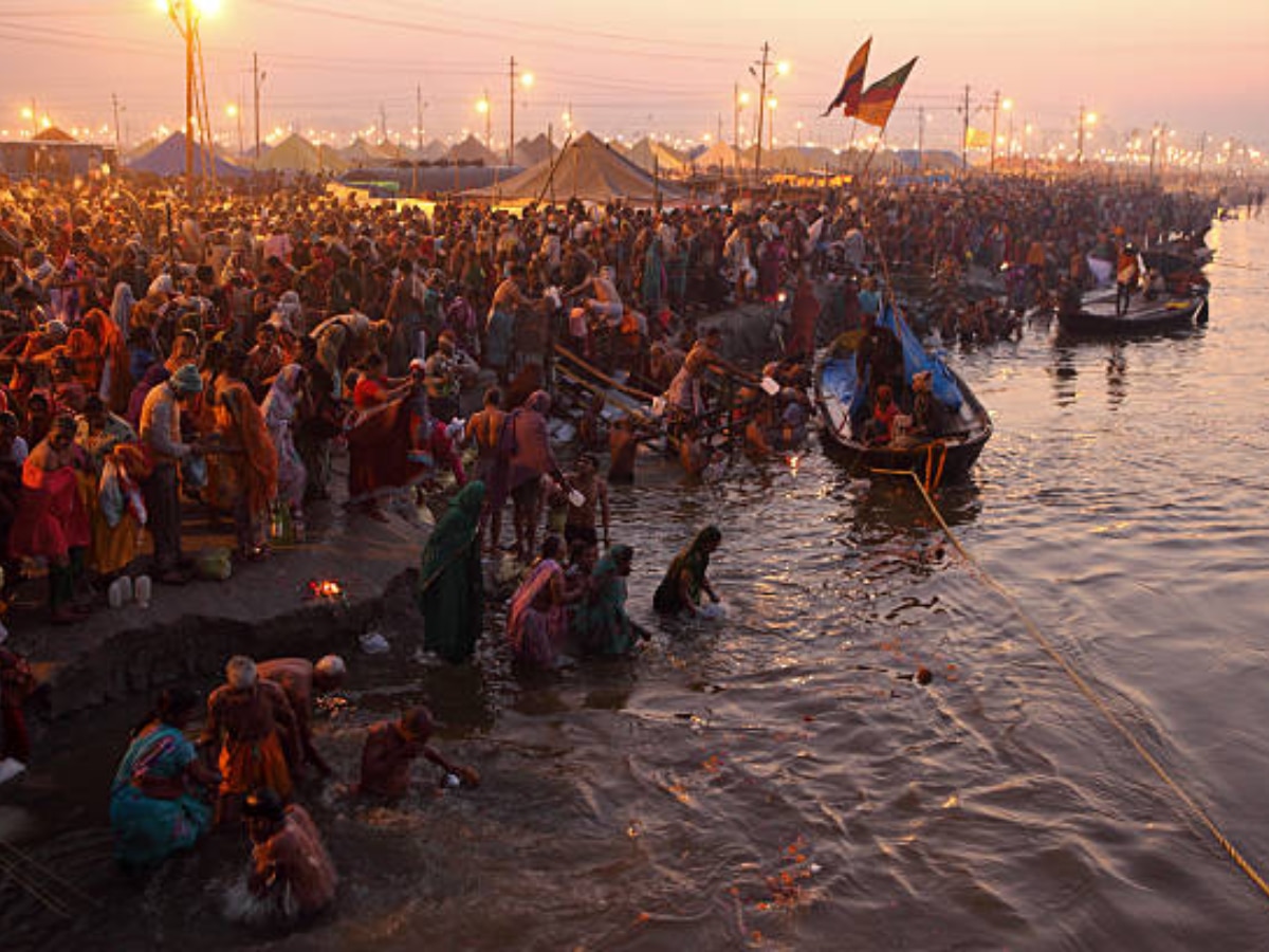 Maha Kumbh Mela 2025: महाकुंभ में गंगा स्‍नान करने गए श्रद्धालु की मौत, राजस्थान से प्रयागराज पहुंचे शख्‍स की अचानक बिगड़ी तबीयत