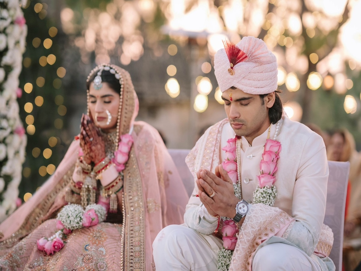 Neeraj Chopra Married: ବିବାହ ବନ୍ଧନରେ ବାନ୍ଧି ହେଲେ ନୀରଜ ଚୋପ୍ରା, ଜାଣନ୍ତୁ କିଏ ତାଙ୍କ ପତ୍ନୀ ହିମାନୀ?