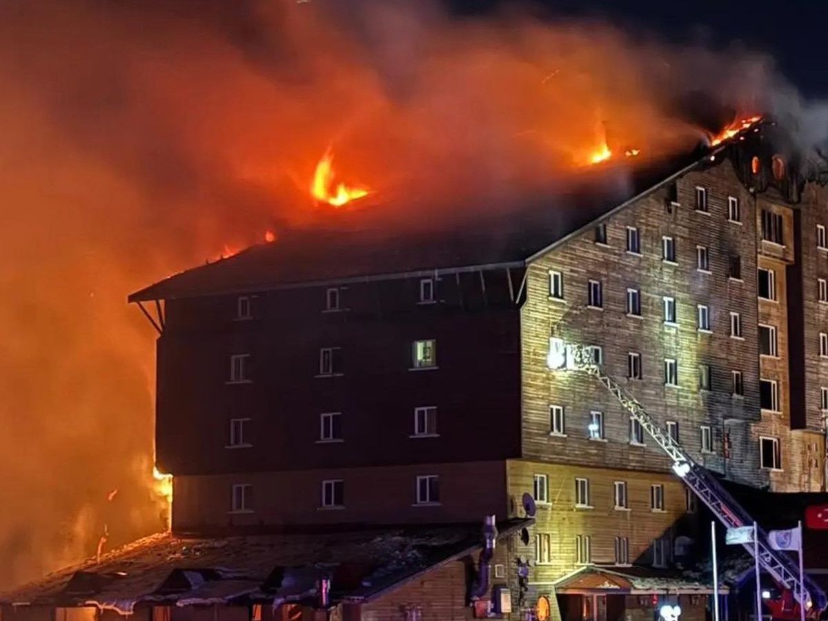 Turkey Resort Fire Update: रिसॉर्ट में आग लगने से 76 की मौत, लोगों ने भयानक मंजर का किया जिक्र