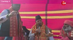 फारूक अब्दुल्ला ने गाया ‘तूने मुझे बुलाया शेरावालिये’, देखिए वीडियो