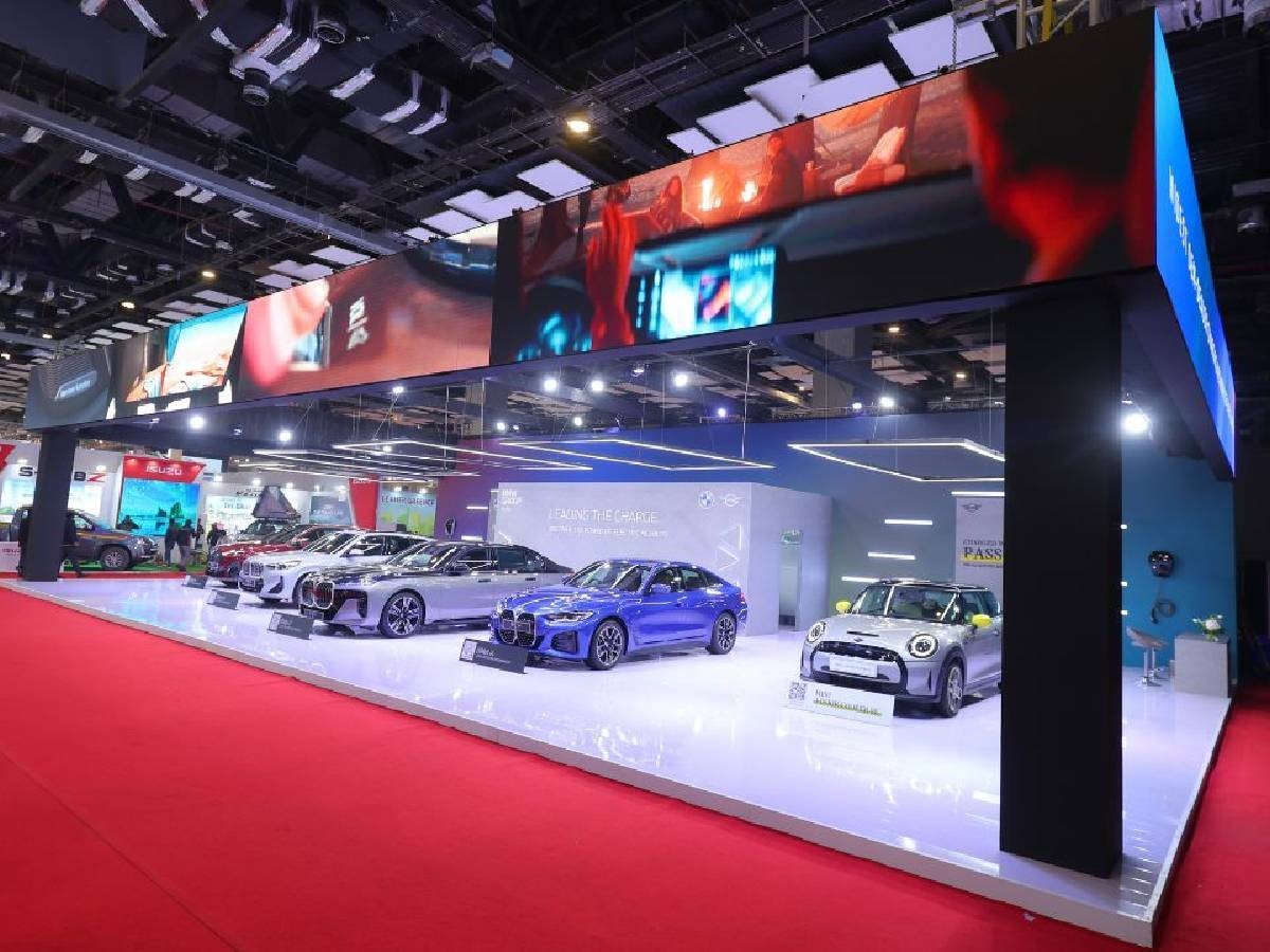 Auto Expo 2025: ऑटो एक्सपो में इतने लाख लोगों को देख सरकार ने लिया बड़ा फैसला, कार मालिकों में खुशी की लहर!  