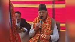 Farooq Abdullah ने आश्रम में गाया भजन, वीडियो हो रहा जमकर वायरल: देखें
