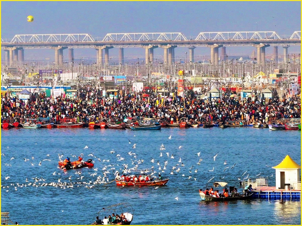 Kumbh Mela 2025: तारीफ करते हुए नहीं अघा रहे हैं श्रद्धालु, मेला प्रशासन की हो रही है सराहना