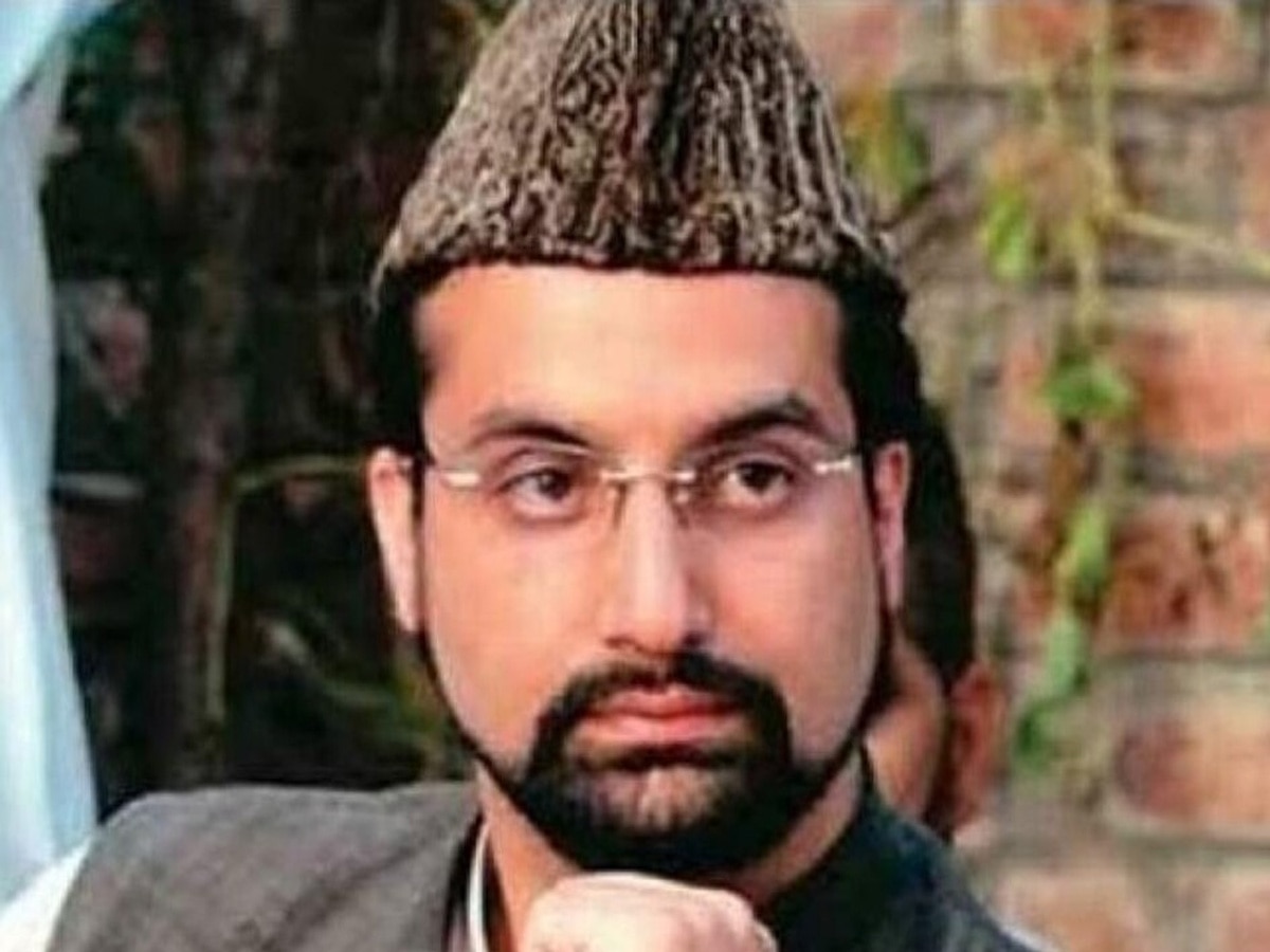 Mirwaiz Umar Farooq: मीरवाइज उमर फारूक कौन हैं? कश्मीर से बाहर निकले तो हो रही चर्चा