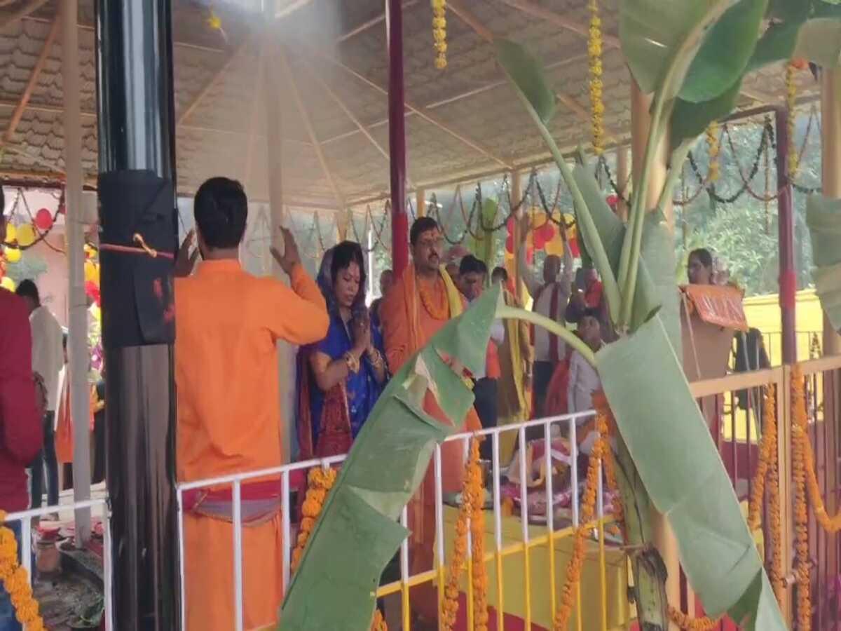 शिक्षकों का शोषण