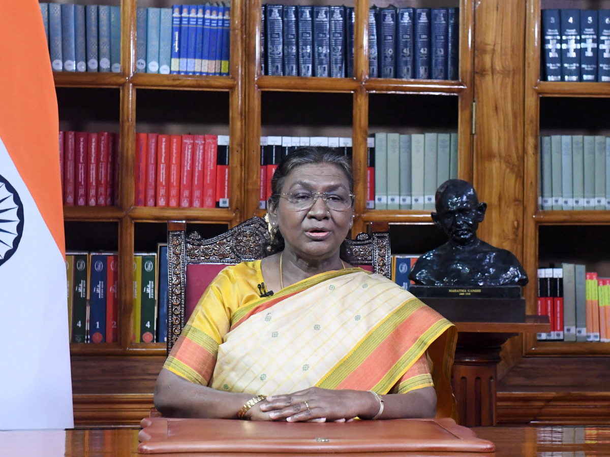 इसरो, एक चुनाव, महाकुंभ... देश के नाम संबोधन में राष्ट्रपति ने क्या- क्या कहा इसरो, एक चुनाव, महाकुंभ... देश के नाम संबोधन में राष्ट्रपति ने क्या- क्या कहा