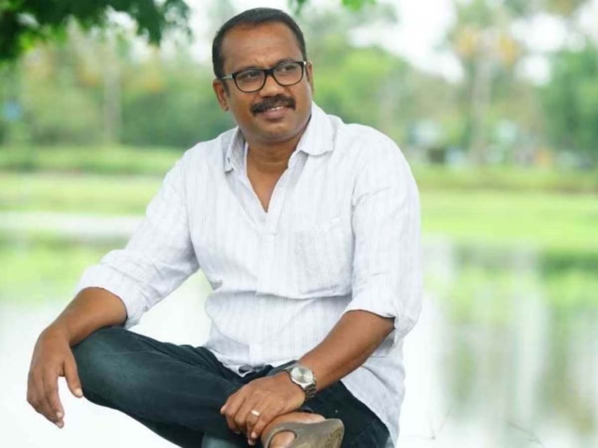 muslim filmmaker shafi passed away at the age of 56 here is his nice movies | नहीं रहे मलयालम के मशहूर मुस्लिम फिल्ममेकर शफी; इन फिल्मों के लिए किए जाएंगे याद |