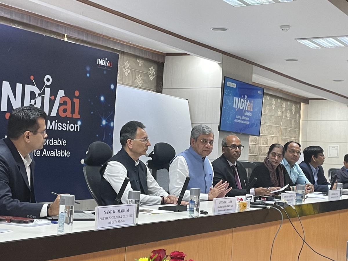 IndiaAI Mission: ଭାରତ ଆଣିବାକୁ ଯାଉଛି ନିଜସ୍ୱ AI, କେନ୍ଦ୍ରମନ୍ତ୍ରୀ ଅଶ୍ୱିନୀ ବୈଷ୍ଣବ ଦେଲେ ଏହି ସୂଚନା IndiaAI Mission: ଭାରତ ଆଣିବାକୁ ଯାଉଛି ନିଜସ୍ୱ AI, କେନ୍ଦ୍ରମନ୍ତ୍ରୀ ଅଶ୍ୱିନୀ ବୈଷ୍ଣବ ଦେଲେ ଏହି ସୂଚନା