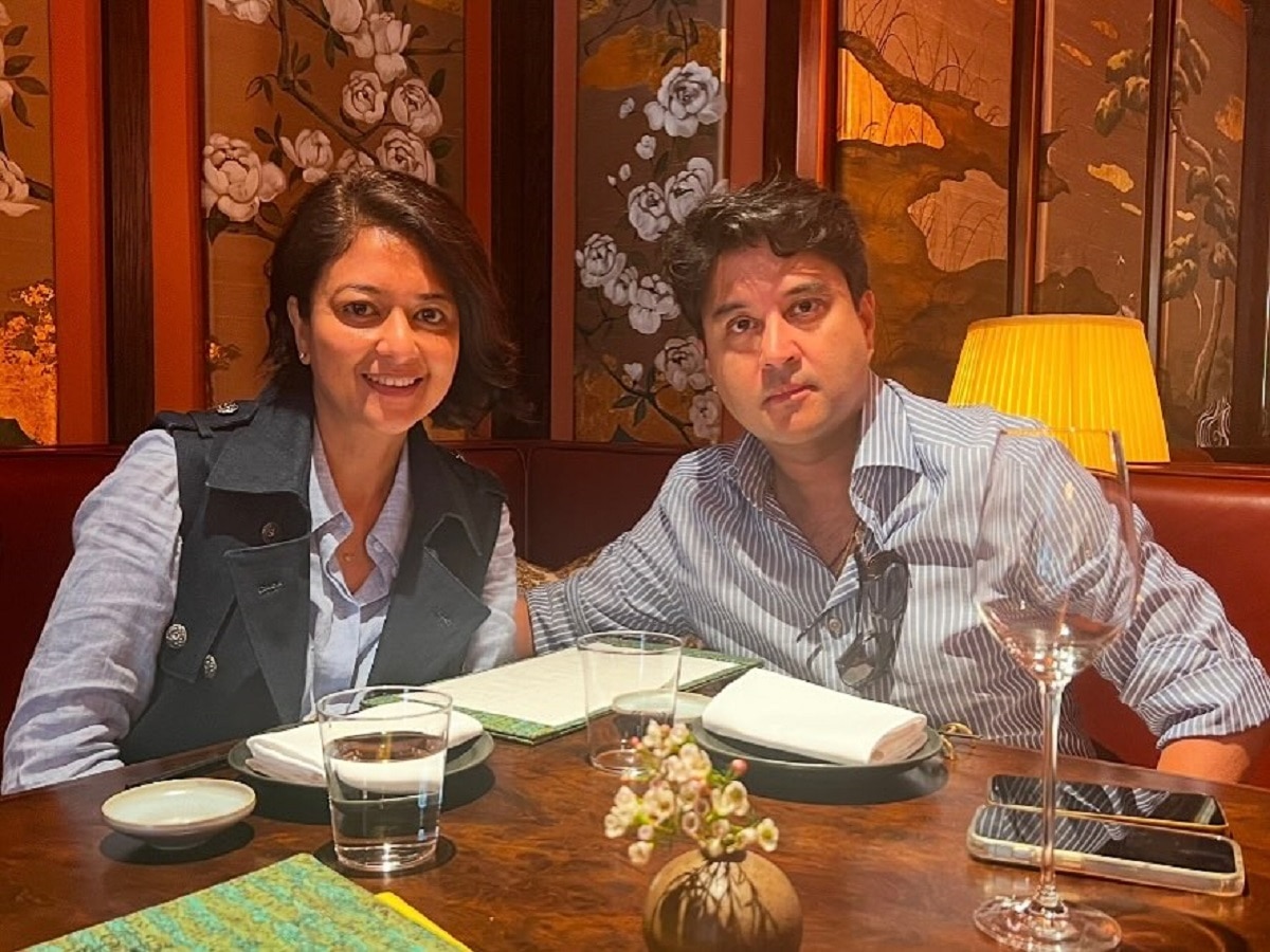 Jyotiraditya Scindia Daughter Ananya Raje Scindia ₹4,500 Crore Jai ...