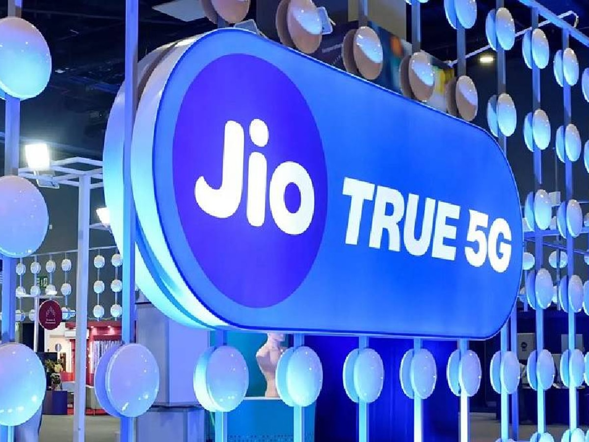 Jio ने लॉन्च किया सबसे सस्ता 28 दिन वाला 5G Plan, रोज 2GB डेटा, Free Sony Liv, ZEE5 और इतना कुछ