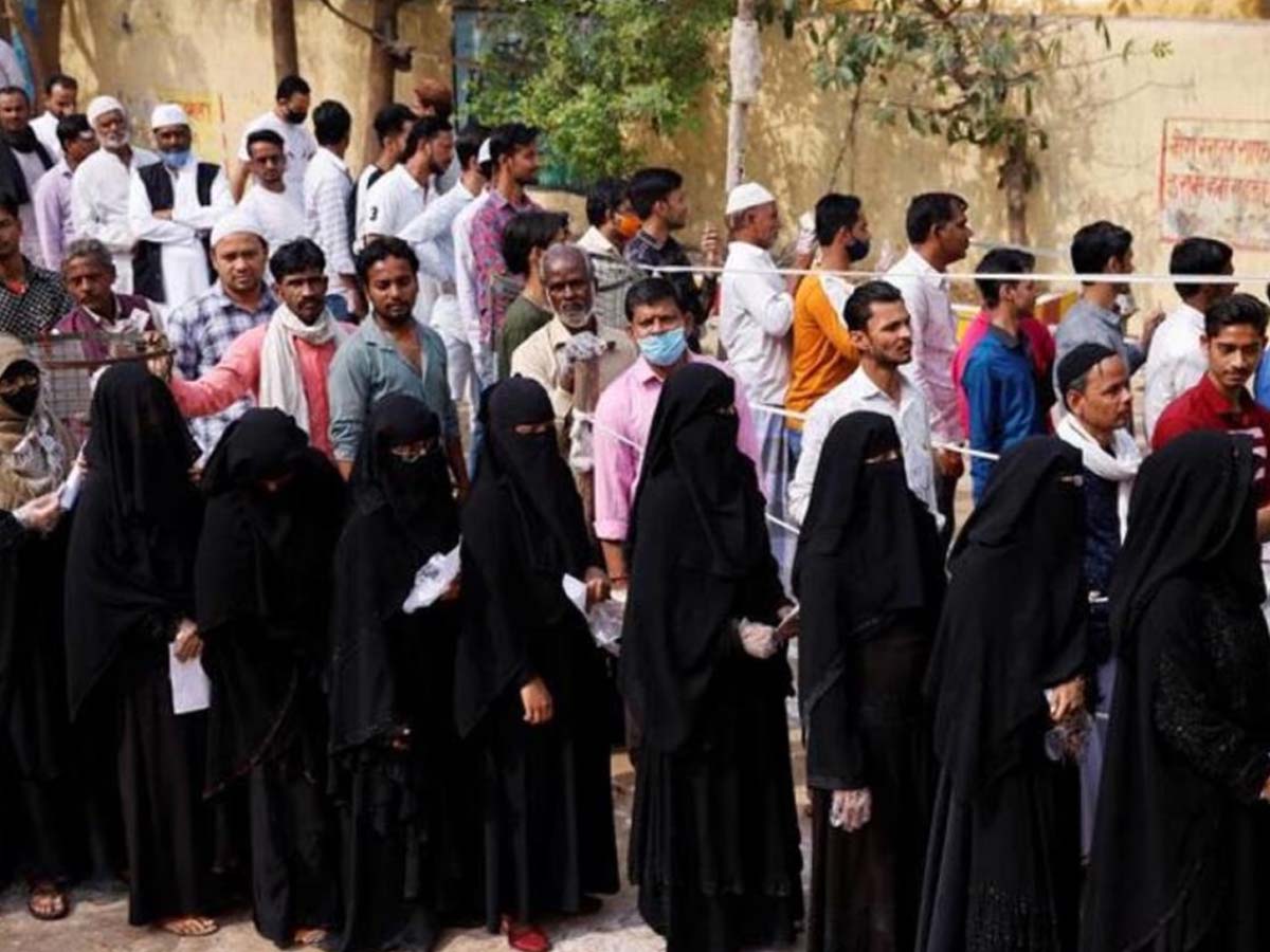 Delhi Election: दिल्ली में शुरू हुई वोटिंग; इन मुस्लिम सीटों पर है लोगों की नजर Delhi Election: दिल्ली में शुरू हुई वोटिंग; इन मुस्लिम सीटों पर है लोगों की नजर