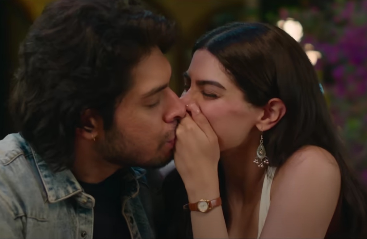 पहले दिन ऐसा रहा 'लवयापा' का हाल