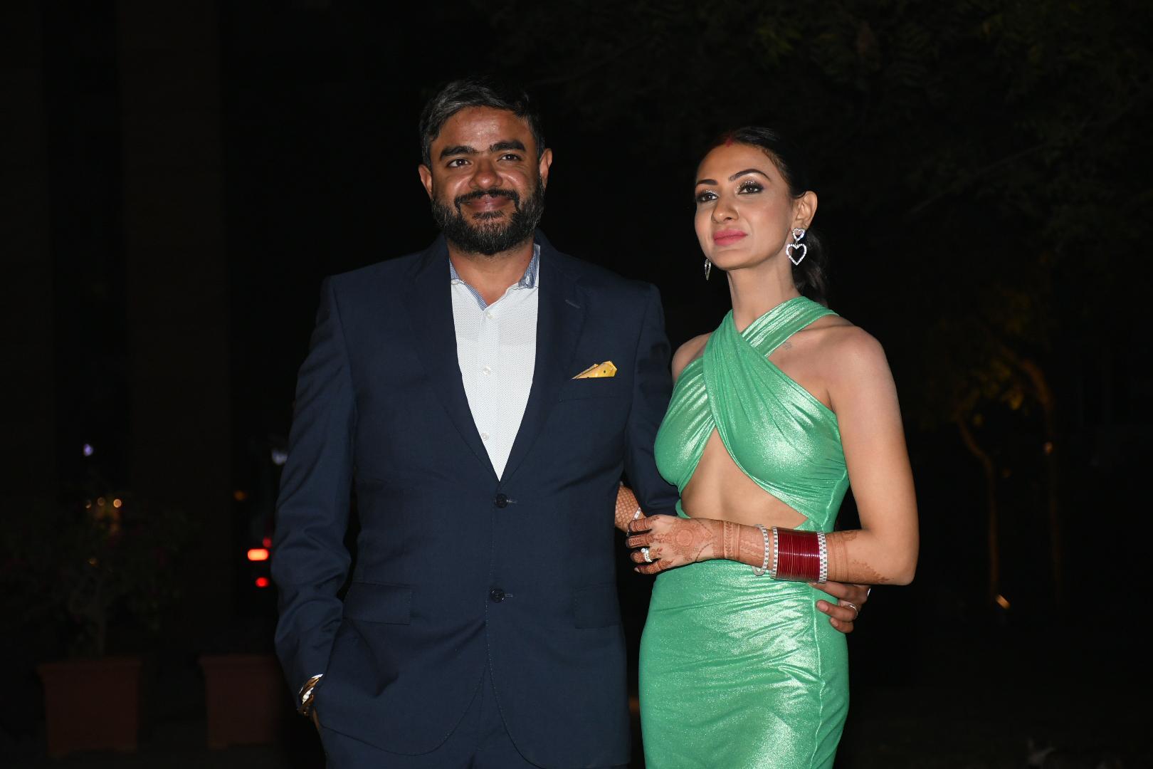 वेस्टर्न लुक में शानदार लगे सिद्धार्थ-नीलम