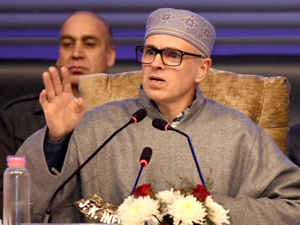 Delhi Election: भाजपा की बढ़त पर उमर अब्दुल्लाह ने कांग्रेस और आप पर किया कटाक्ष; कहा- और लड़ो Delhi Election: भाजपा की बढ़त पर उमर अब्दुल्लाह ने कांग्रेस और आप पर किया कटाक्ष; कहा- और लड़ो