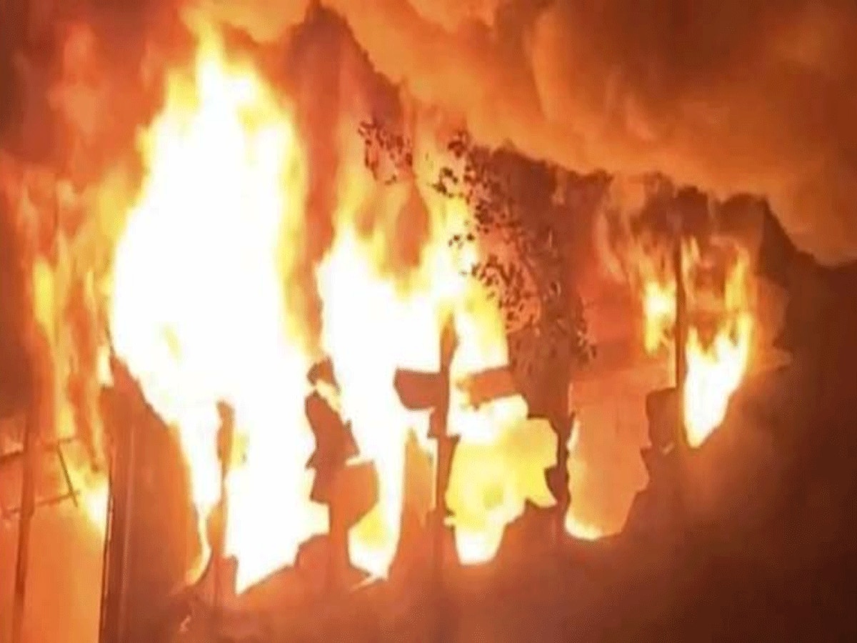 Bundi News: टपरी पर सो रहे दंपत‍ि पर पेट्रोल डालकर लगा दी आग, 16 साल से पत्नी रह रही थी पीहर 