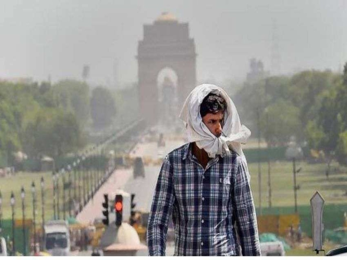 Delhi NCR Weather: दिल्ली-NCR में सर्दी लेगी विदाई, अब गर्मी दिखाएगी तेवर, जानें कैसा रहेगा मौसम का मिजाज