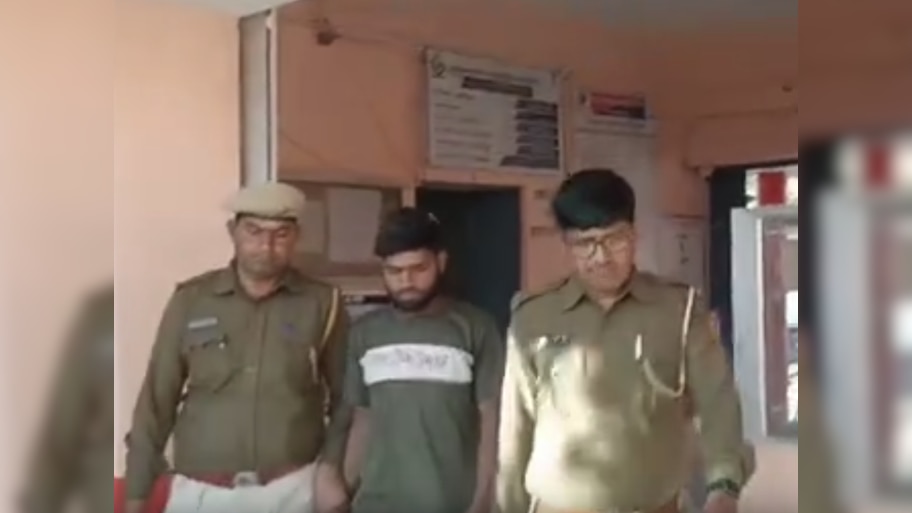 Rajasthan Crime: जबरन जंगल ले जाकर युवती से दुष्कर्म, सालों से रहा था डरा धमका